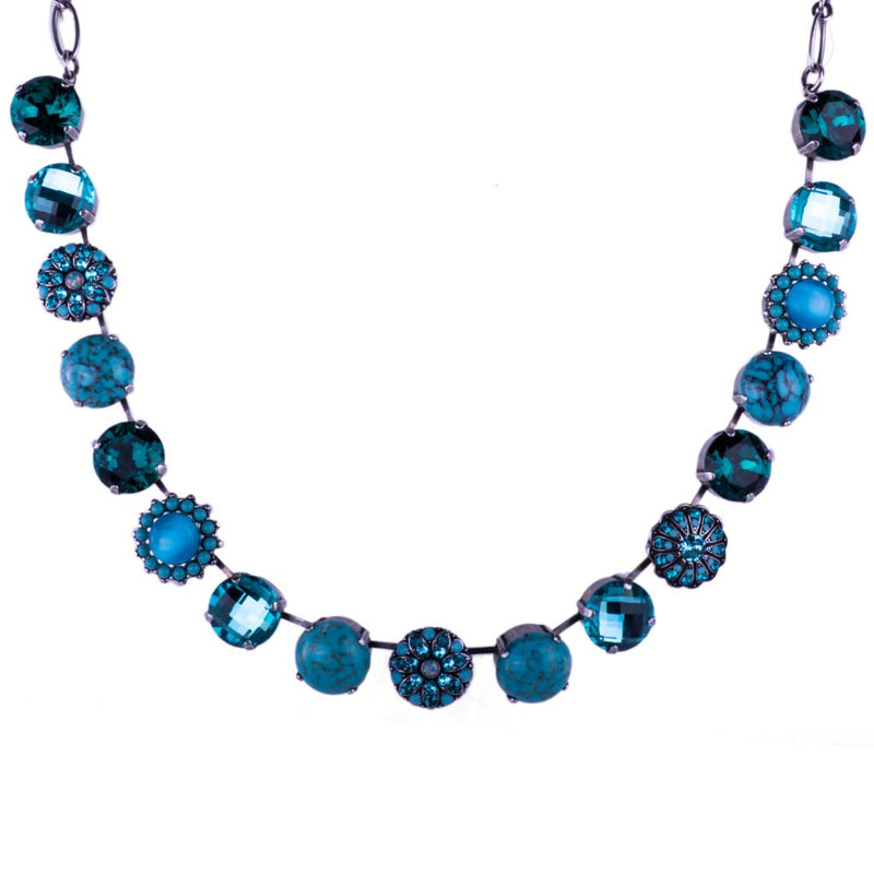 Extra Luxurious Blossom Necklace in "Addicted to Love"
