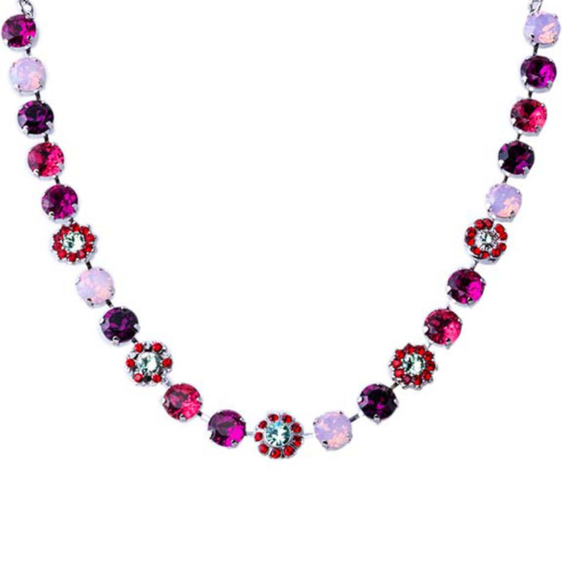 Lovable Holly Necklace in "Enchanted"