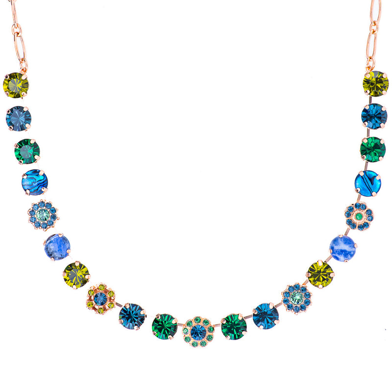 Lovable Daisy Necklace in "Chamomile"